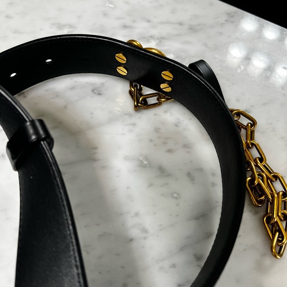 Louis Vuitton signature chain belt - Picture 5 of 11